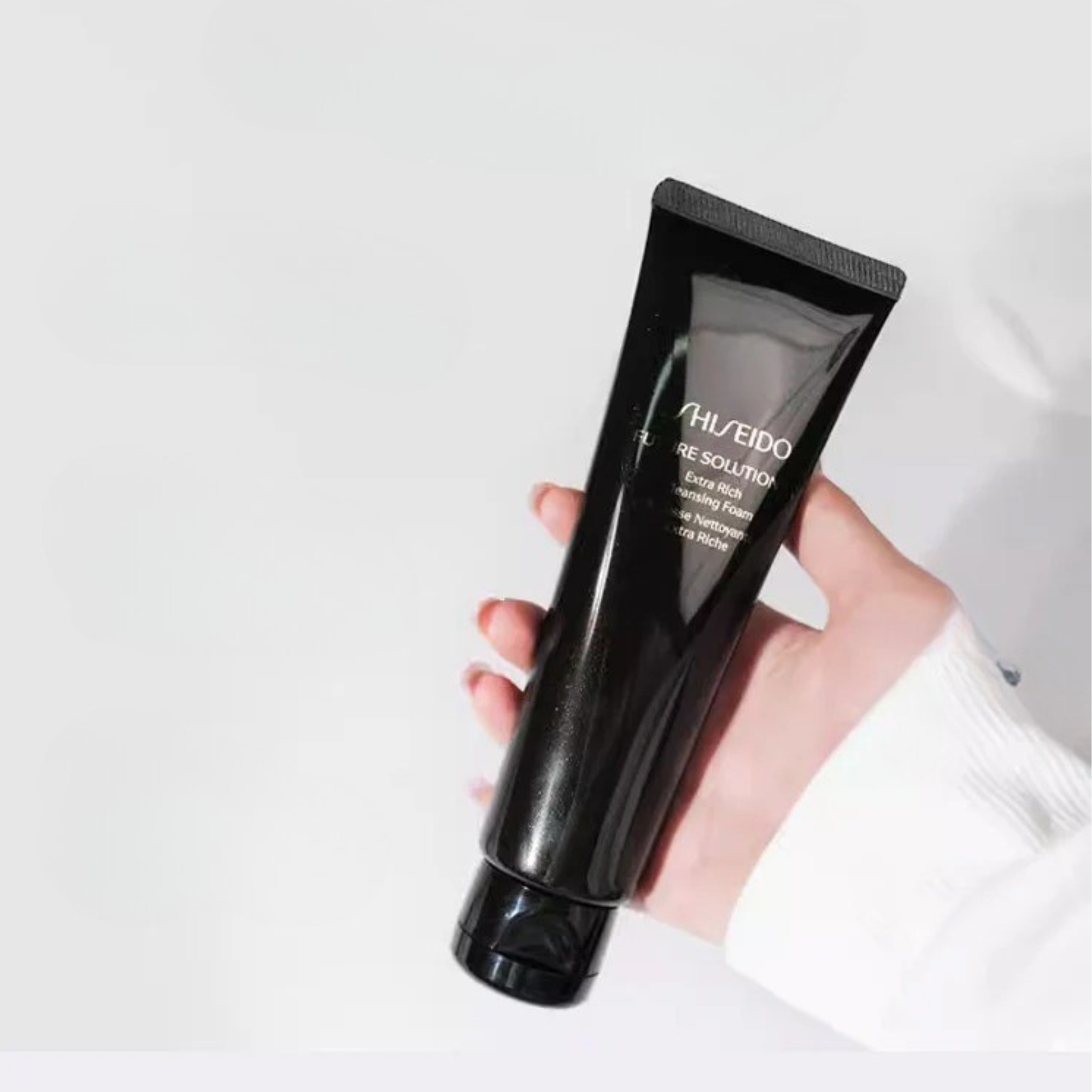 Shiseido Future Solution LX Rich Cleansing Foam
