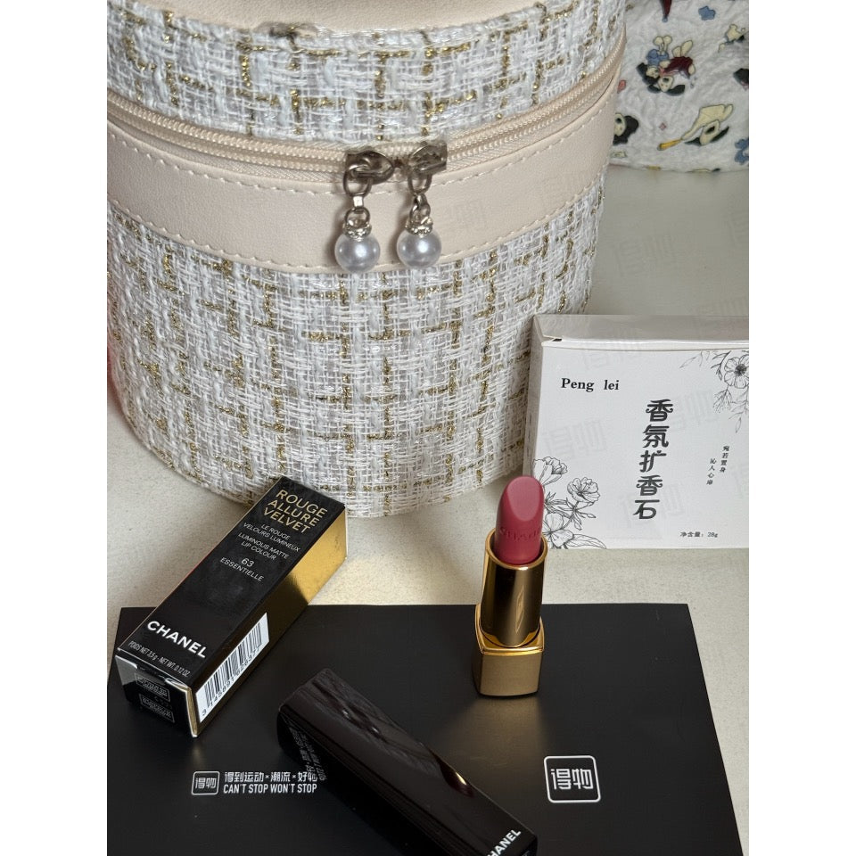 [مجموعة] أحمر الشفاه ROUGE ALLURE VELVET من CHANEL - لونان مخمليان مطفيان مضيئان
