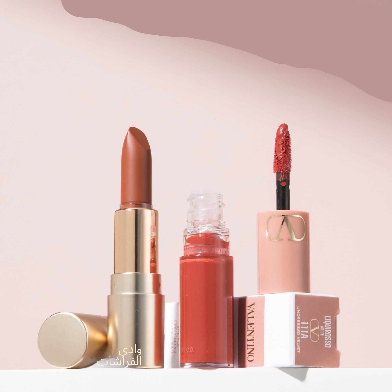 [Travel-size] Valentino Rockstud Matte Lipstick - Arabic translated marketing image - 8c477c9b